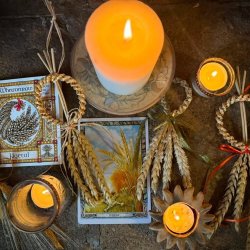 Corn Dolly Workshop with The Two Crooked Ladies (12-2pm)