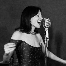 The Burrow Session No 29. Anna Paloma