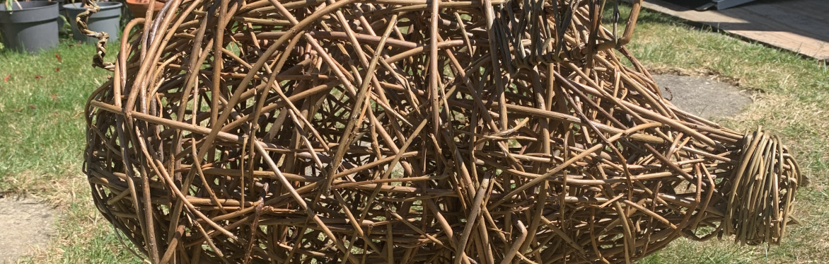 Willow Pig (or Sheep) Sculpture Workshop
