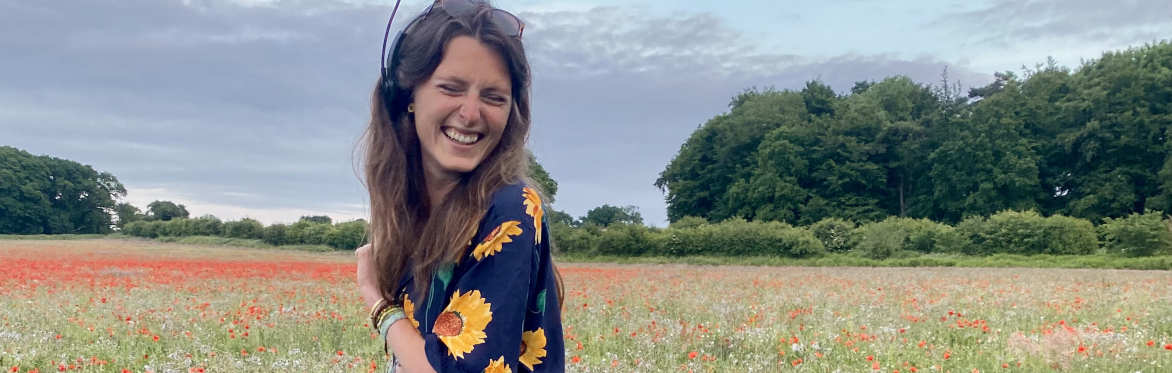 An evening with Lucy Lapwing - Love is a Toad
