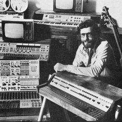 Don Buchla posing with Buchla 400