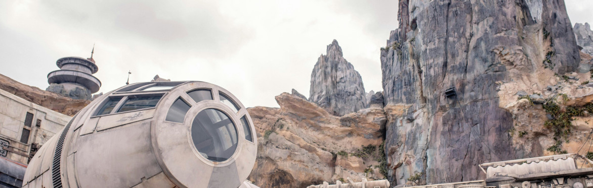 Image by Allan Rodrigo: image of a Star Wars themed spaceship with a cliff in the background