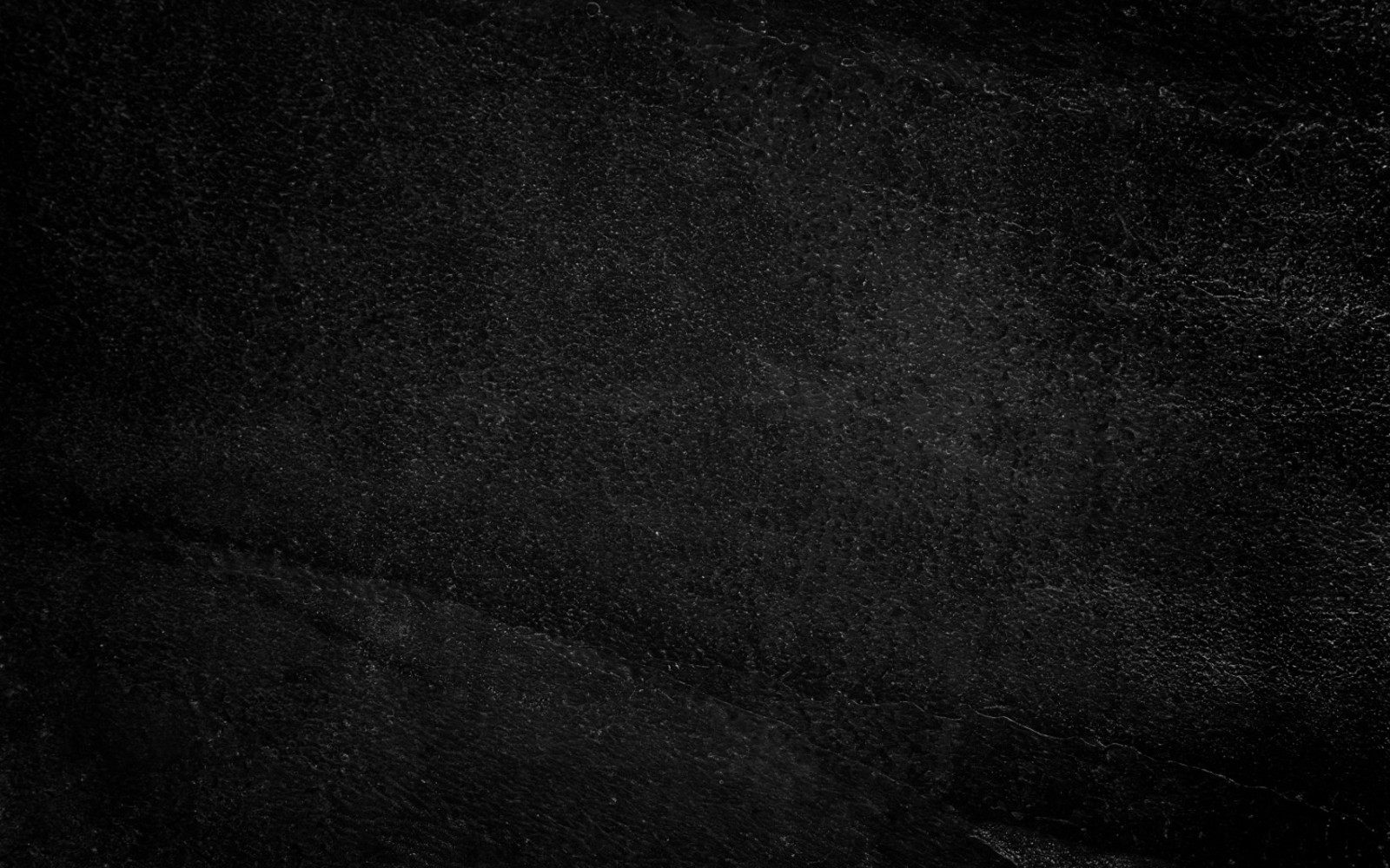 Stories from an Abandoned Warehouse (Historias de un galpón abandonado)
