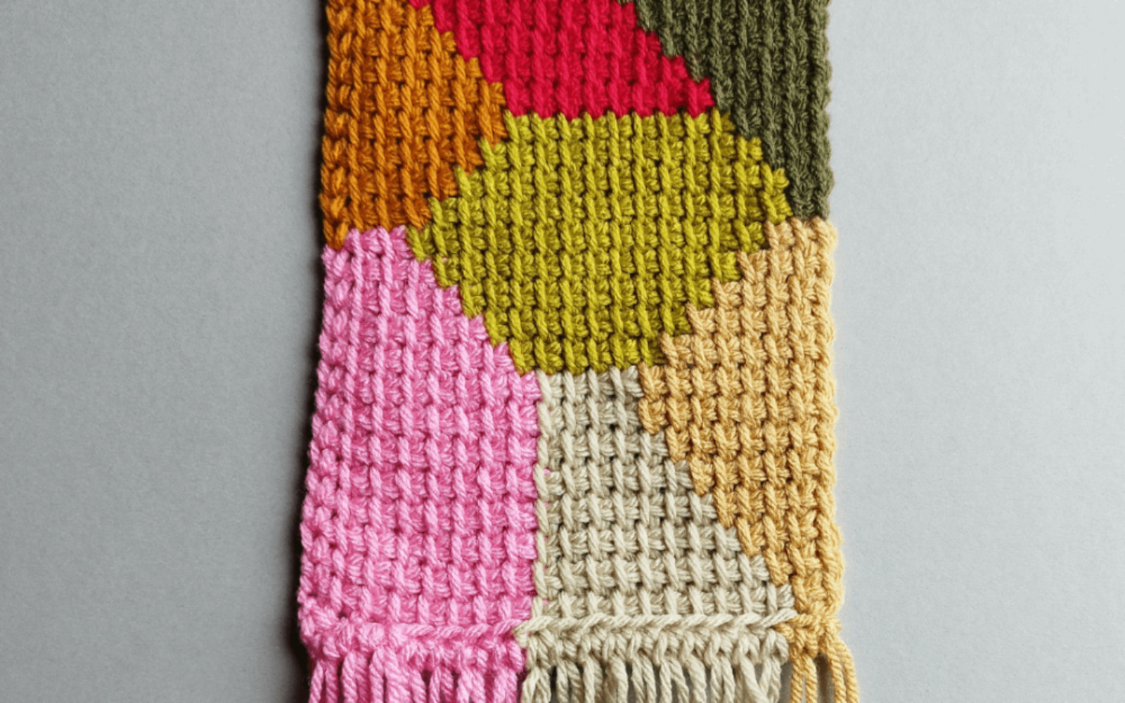 Tunisian Crochet Colourwork Technique; Wall Hanger. - Tenguerengue (Room C)