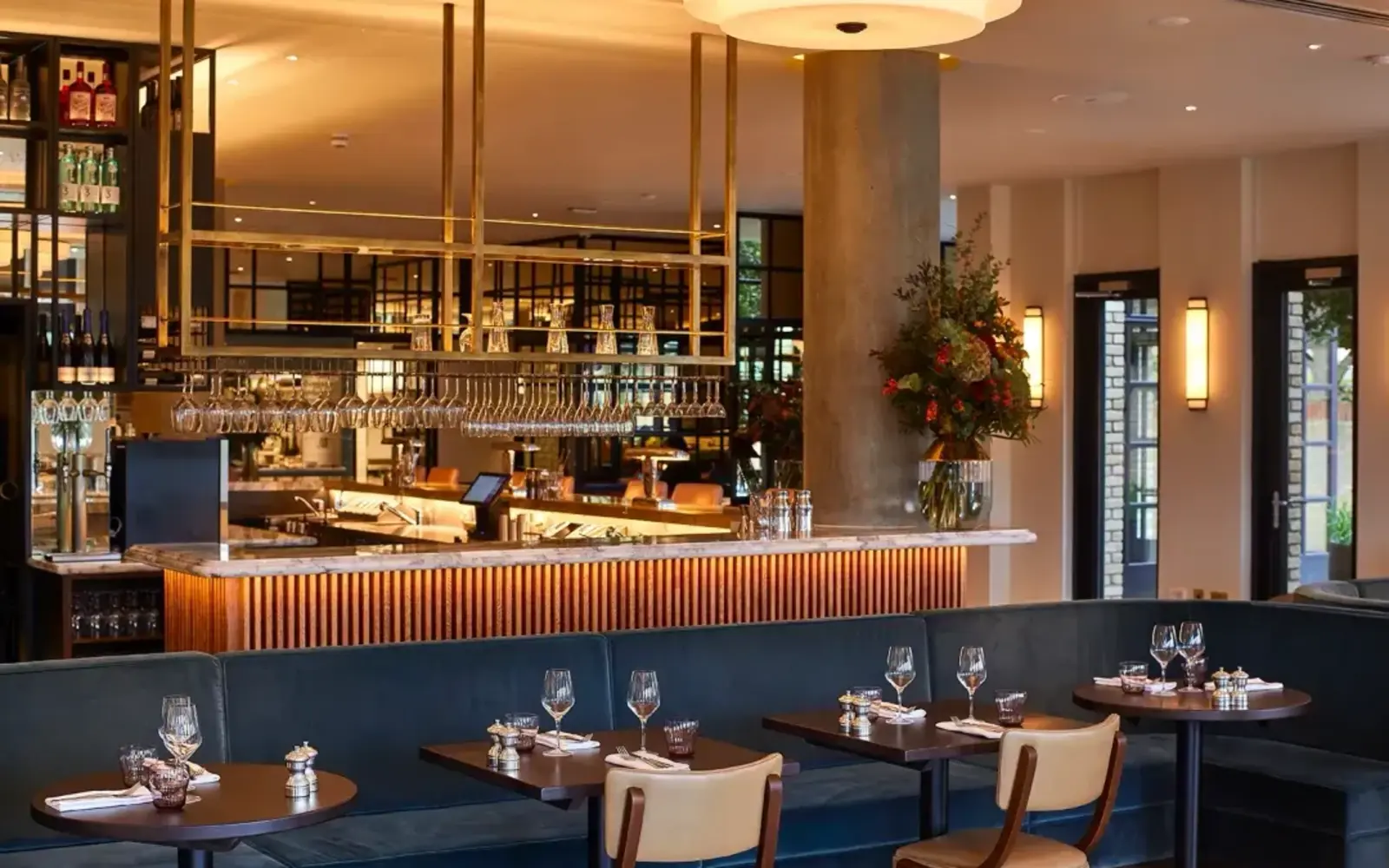 Breakfast networking – June