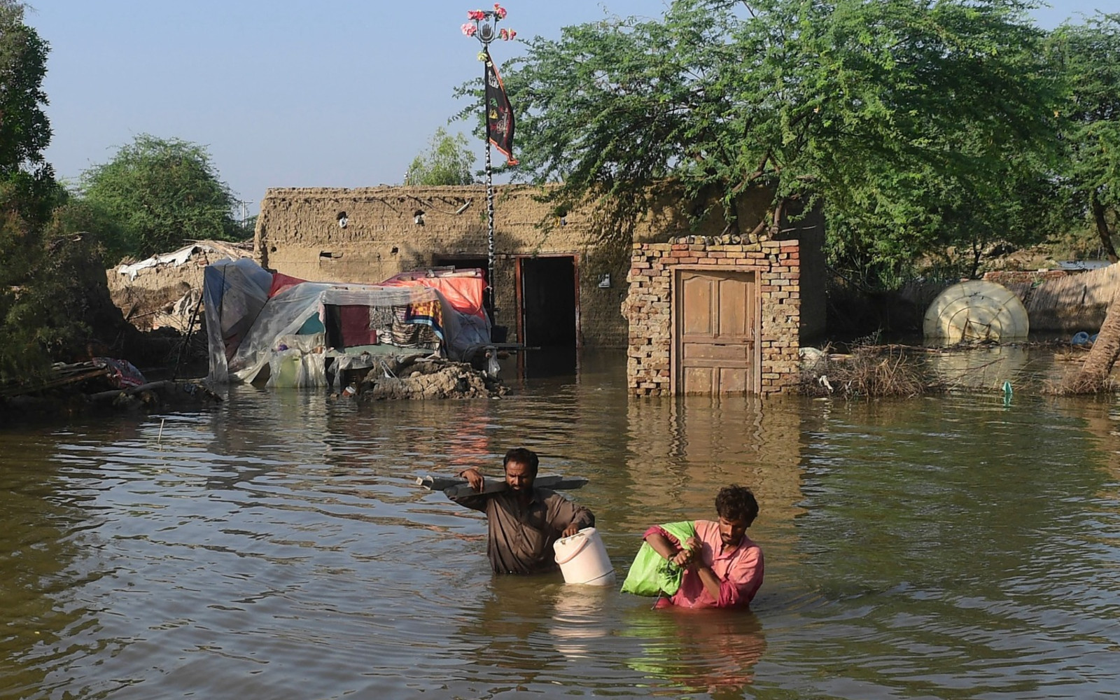SOLD-OUT! Family Meal for Pakistani Flood Victims