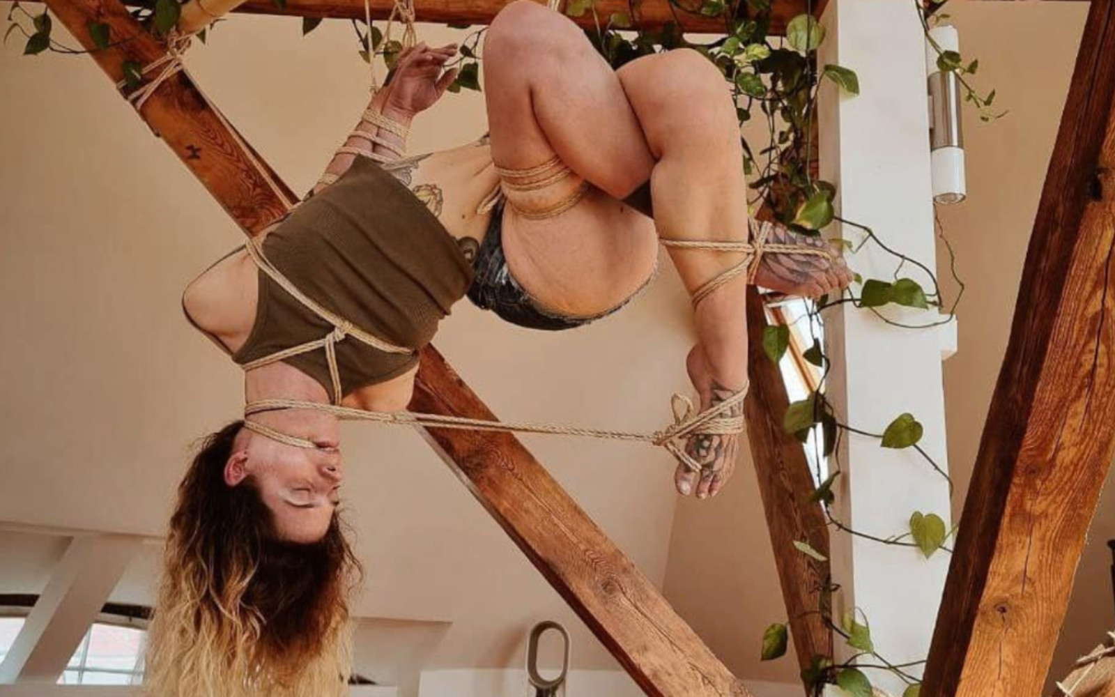 Ropefusion - with RopuNawa & Anna Noctuelle