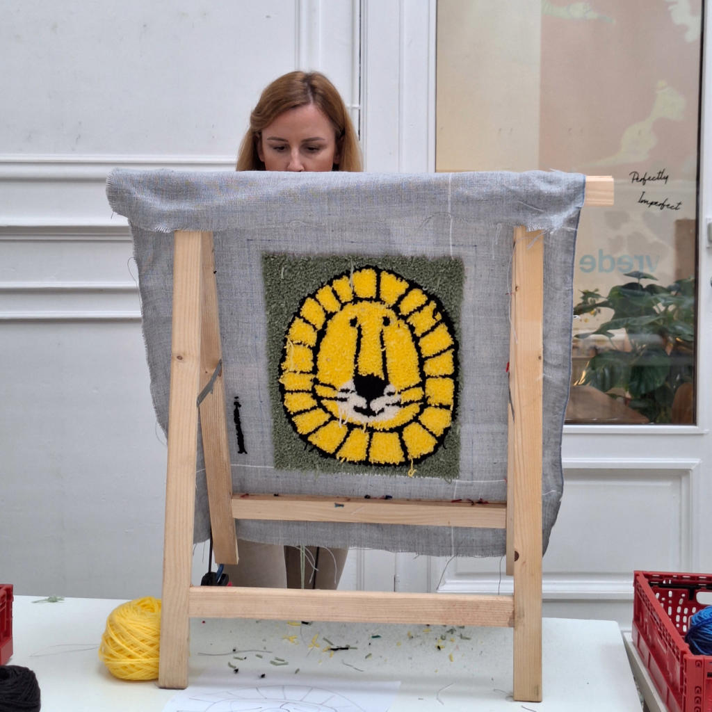 Workshop tufting