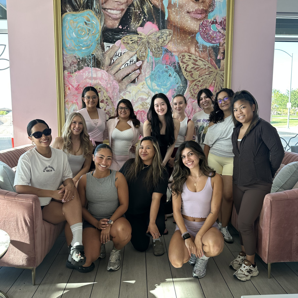 Cafe Lola Mat Class