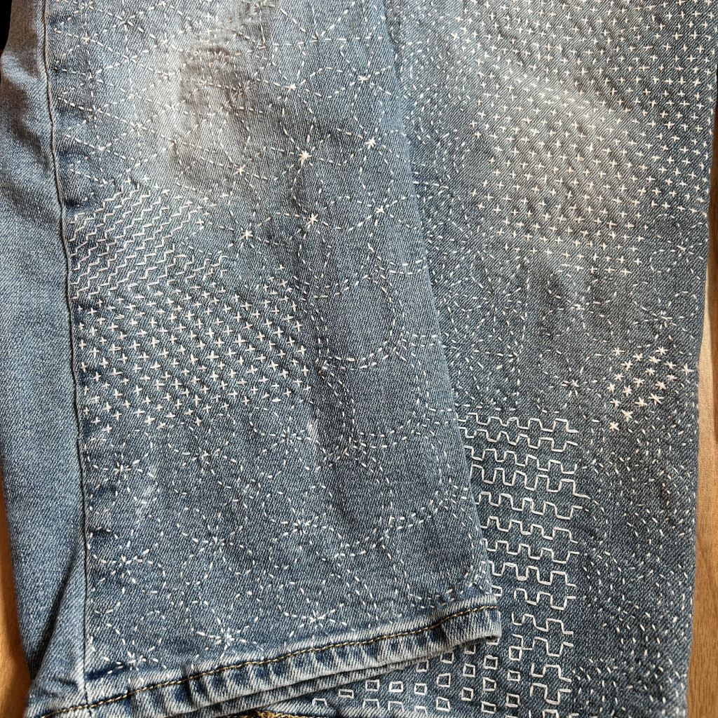MCreativeJ - Sashiko Style Visible Mending