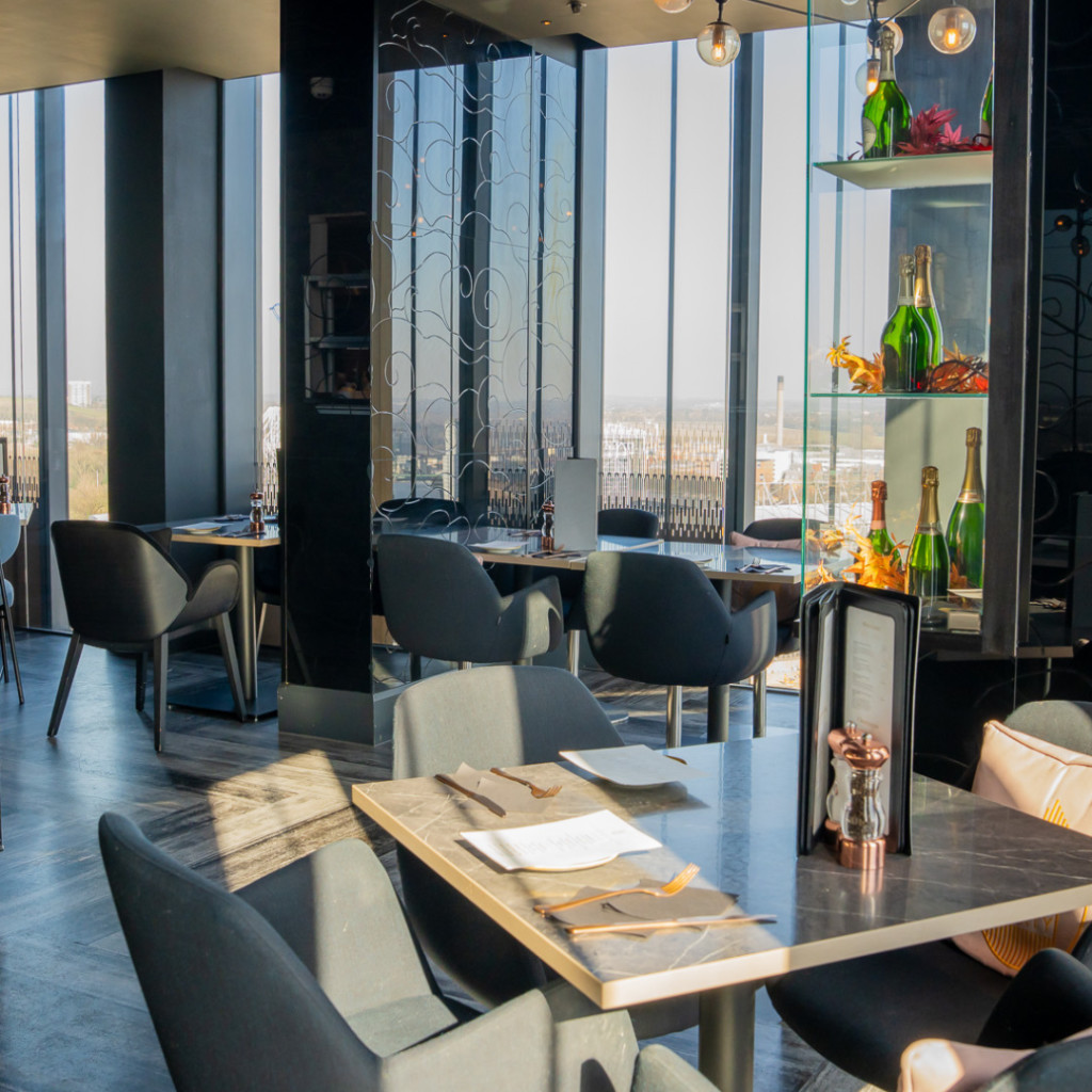 Festive Wreath Workshop at 3SIXTY Sky Bar