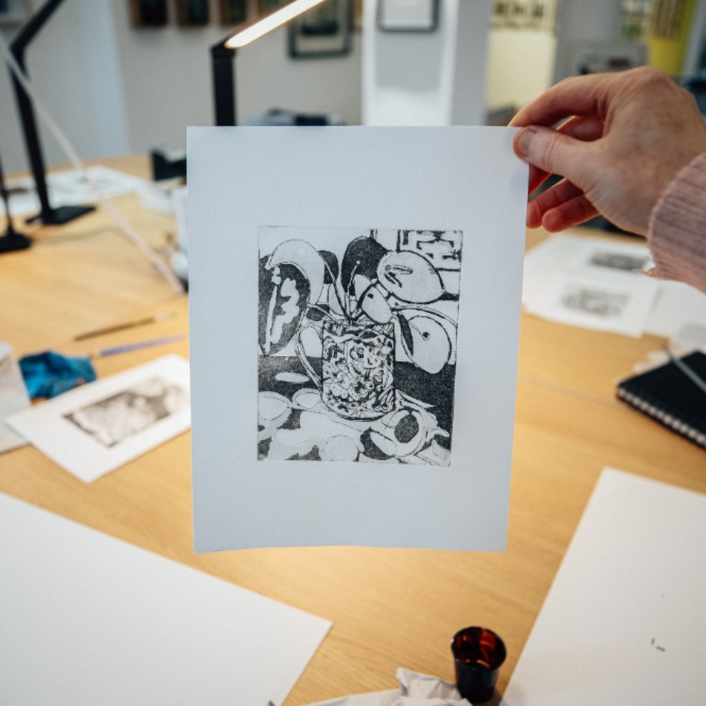Salt Etching on Aluminium 4 week course with Penny Brewill