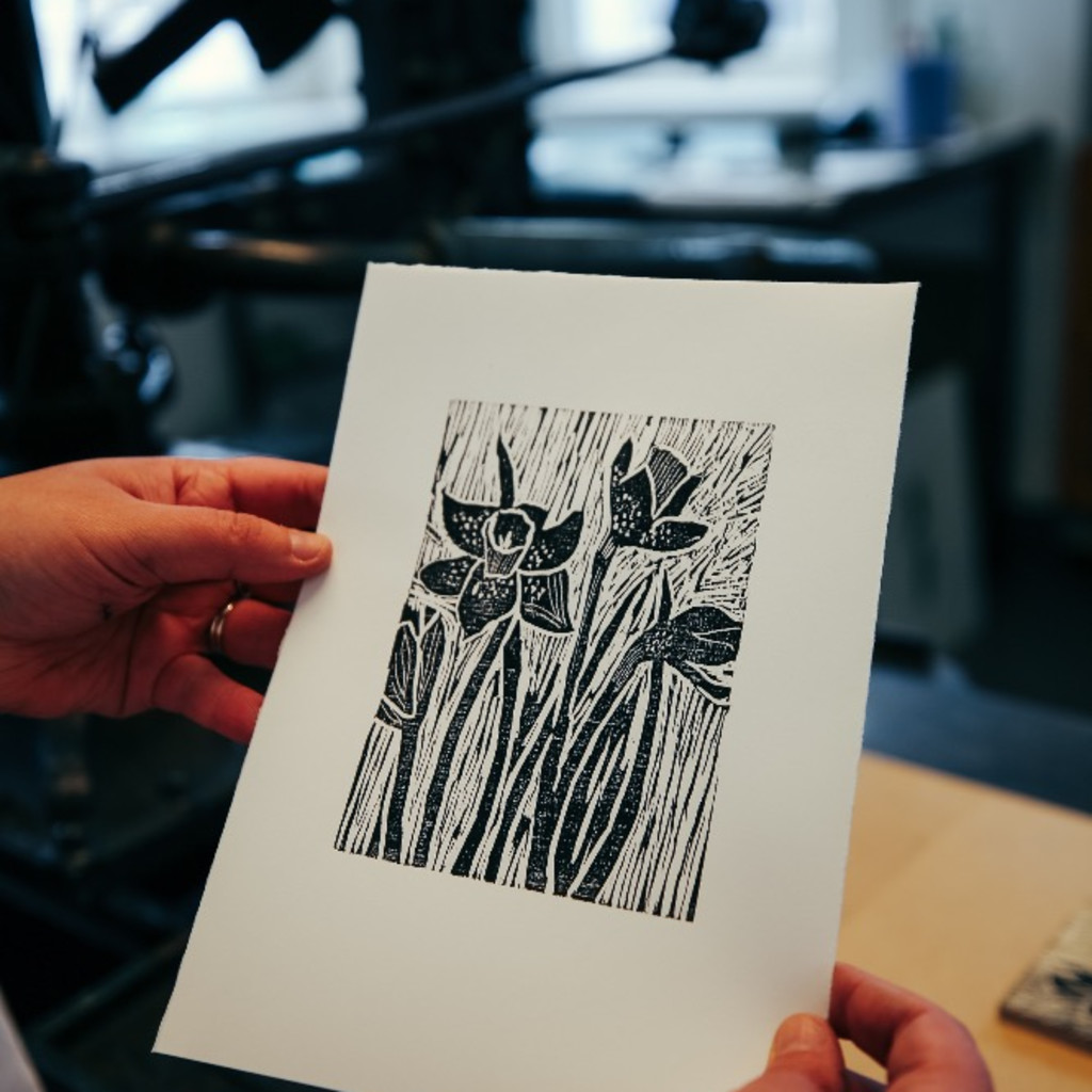 One Day Small Scale Woodcut Workshop with Peter Brown