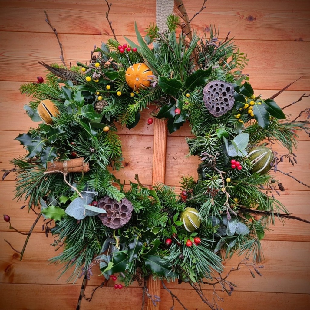 Example of a wreath made with natural materials
