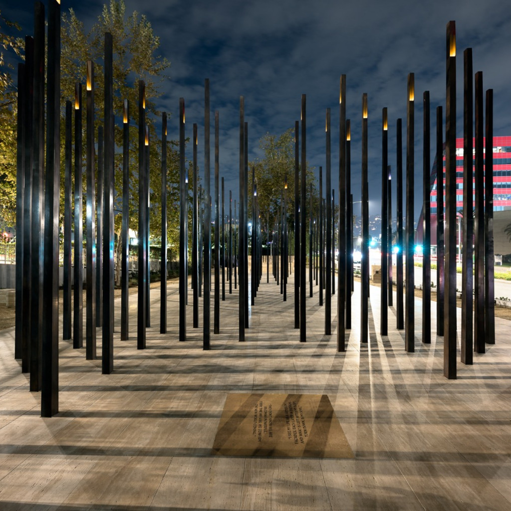 Guided Tour @ STORIES: The AIDS Monument [September 22]