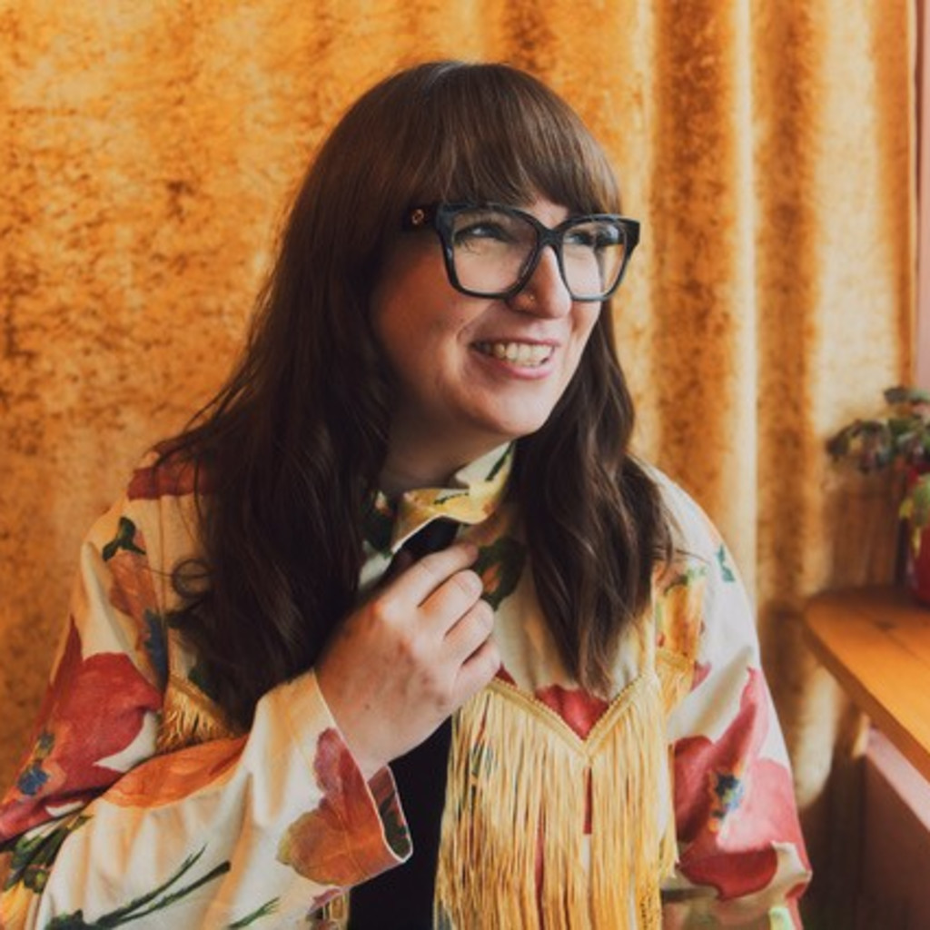 Online Speakeasy with Laurie Bolger