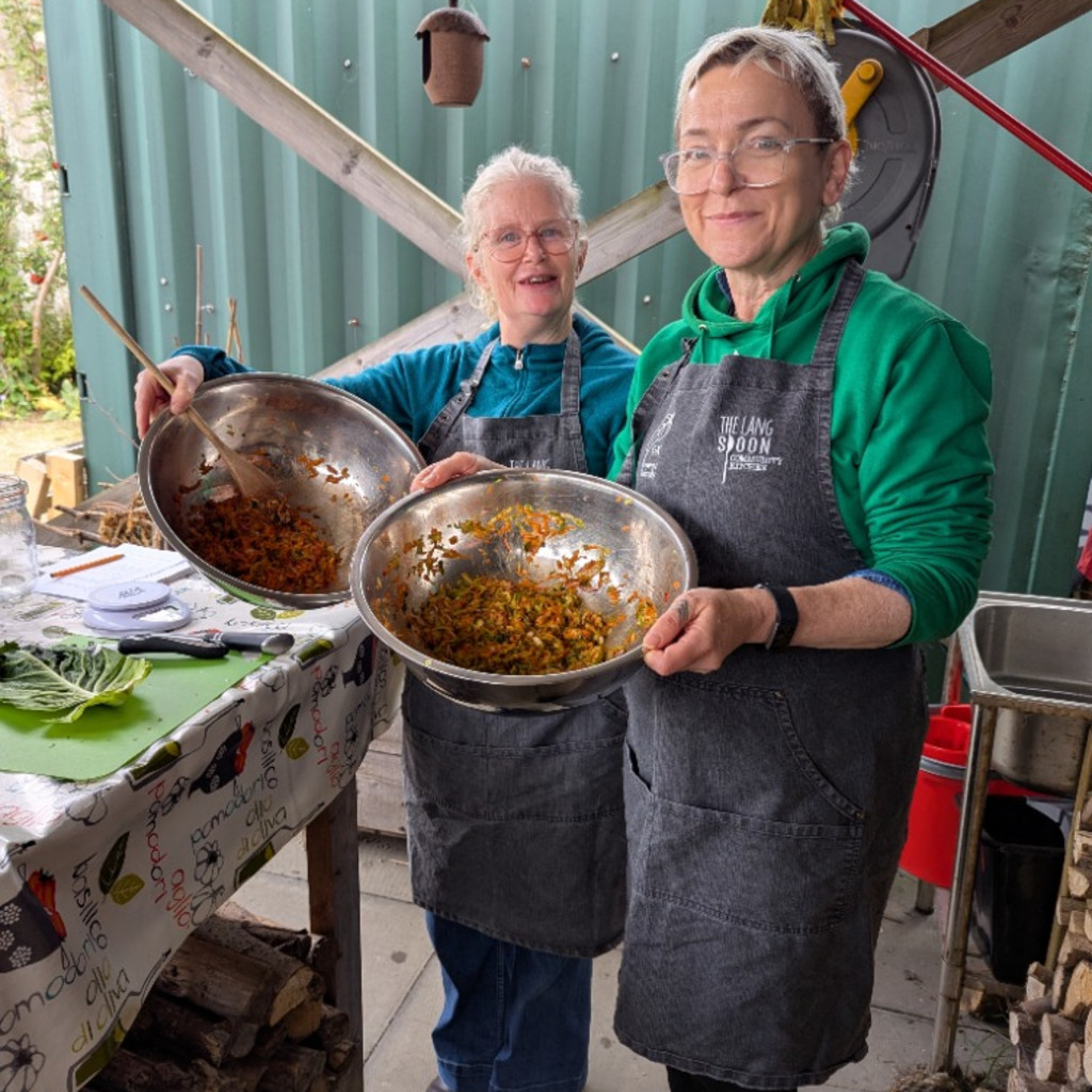 Fermenting in the garden: Kimchi & seasonal garden veg