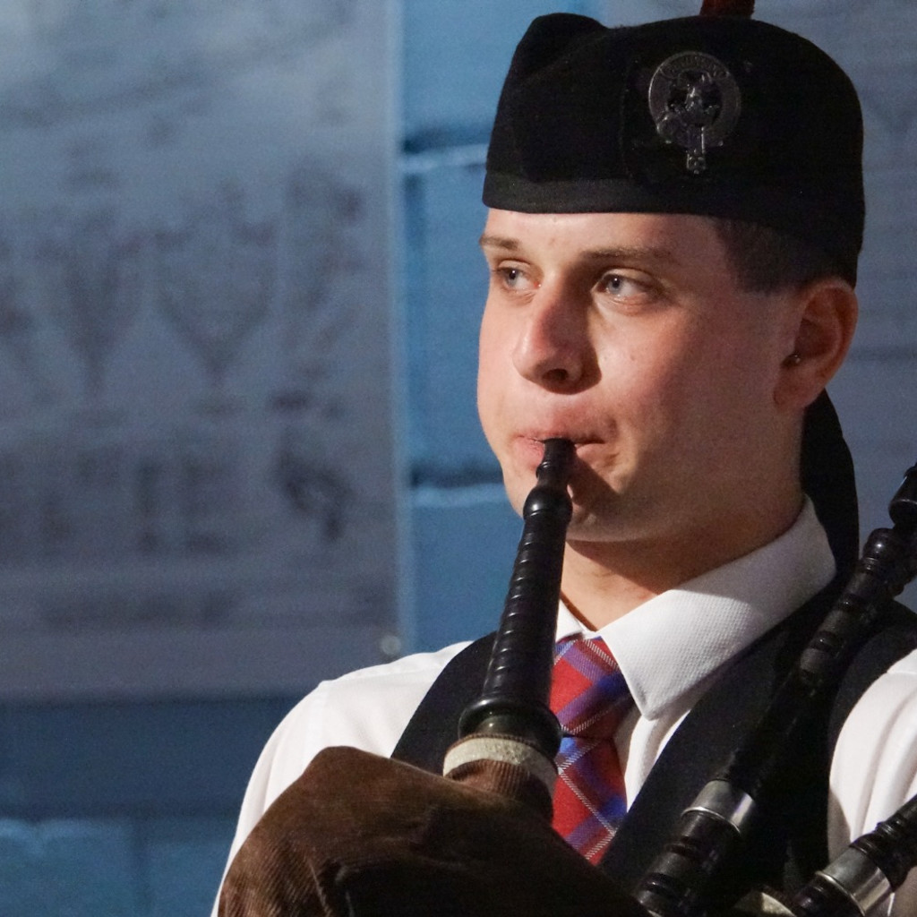 Anster's Scottish Show