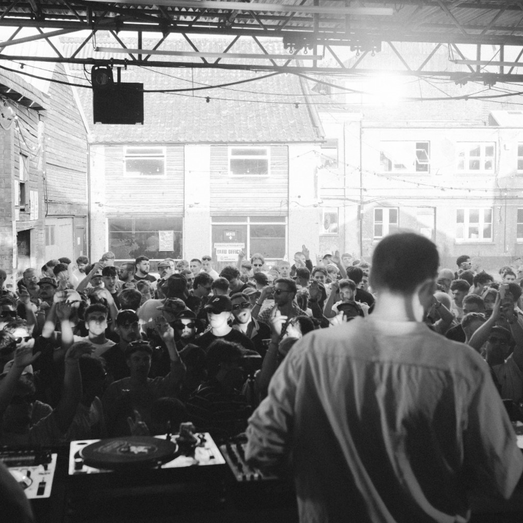 Free Open Air Party: House & Disco