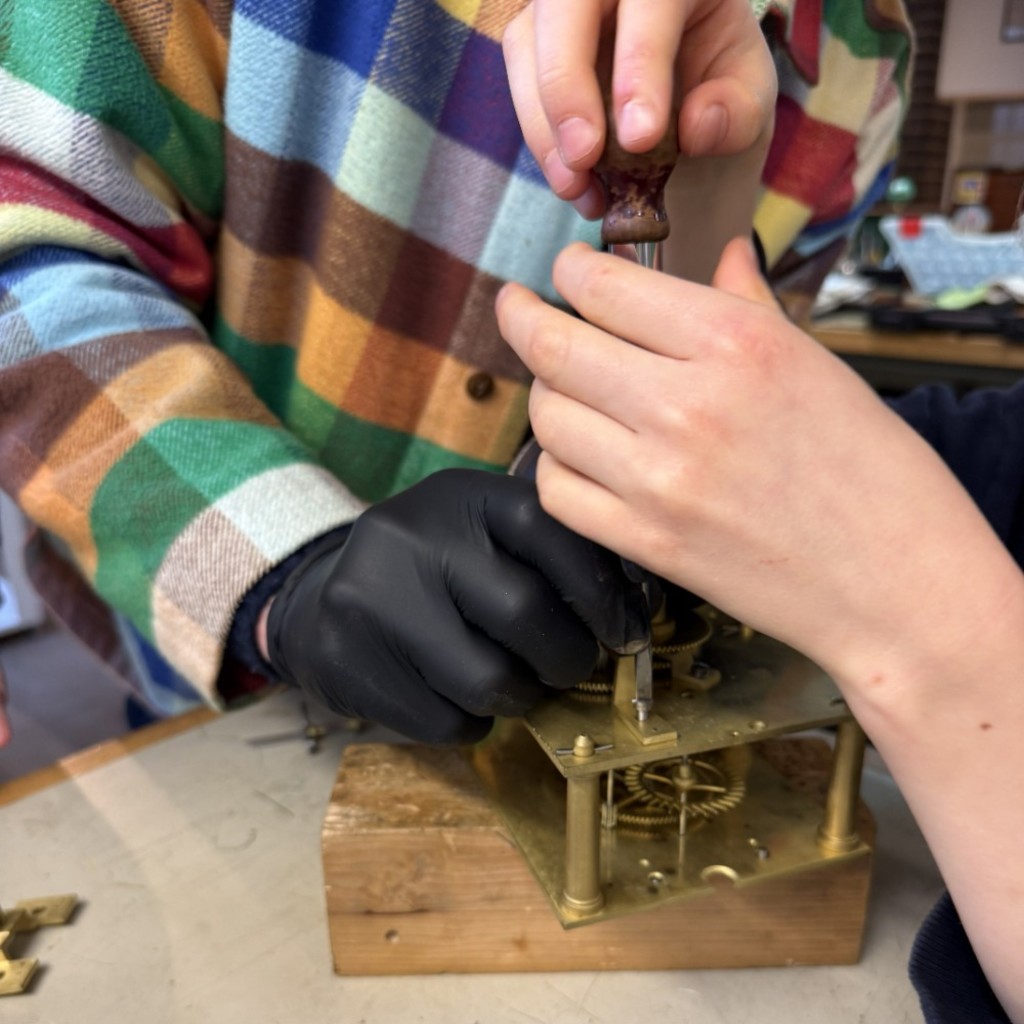 Young Clockmakers: Single Train Teardown