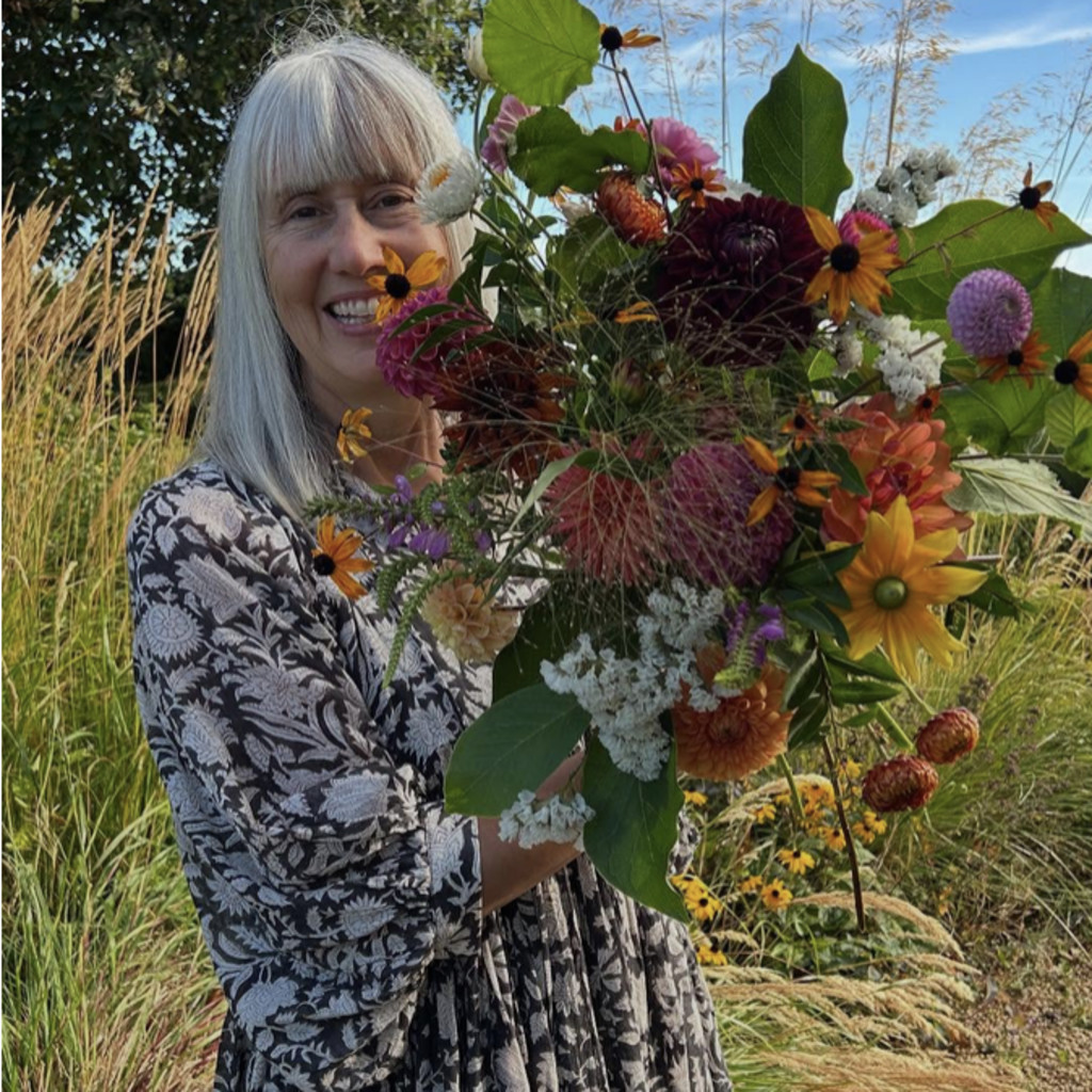 Divine Dahlias Workshop