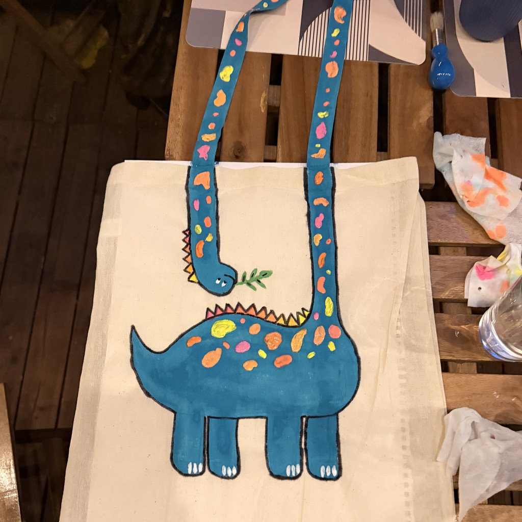 Bucharest: Paint Your Own Tote Bag – Art Workshop