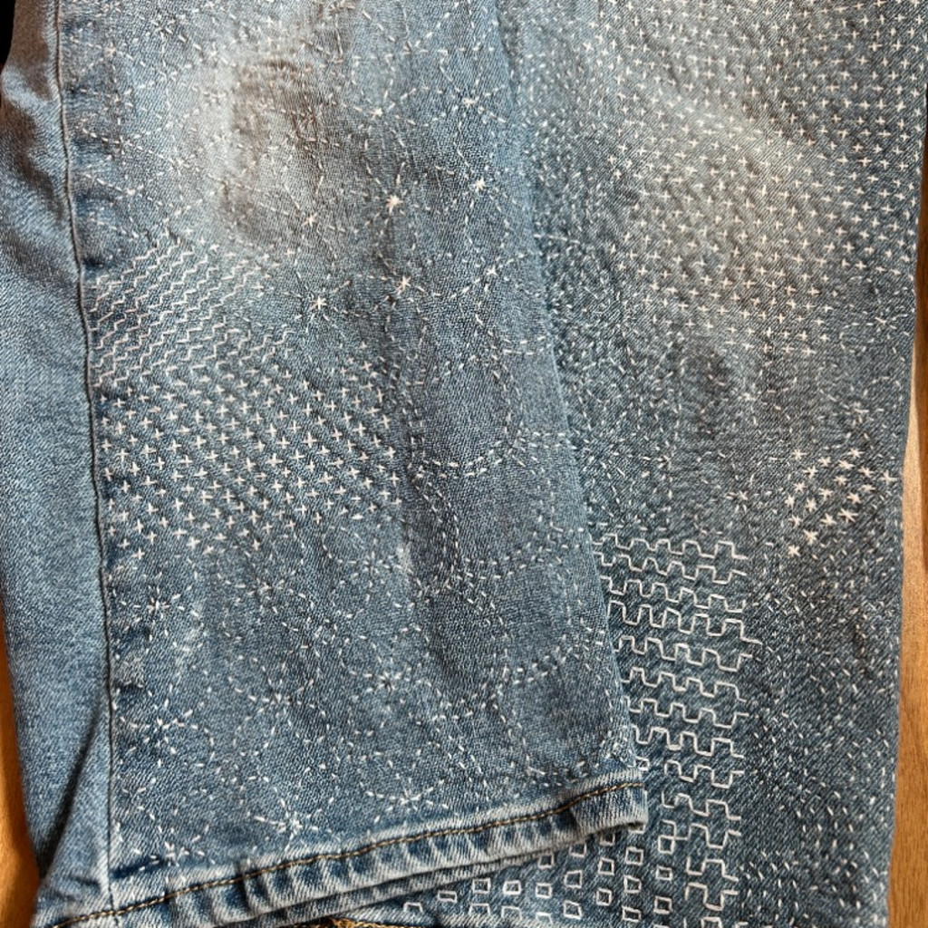 MCreativeJ - Sashiko Style Visible Mending