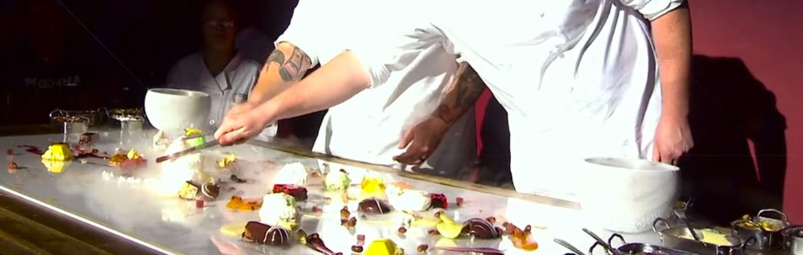 chefs create desserts with nitrogen