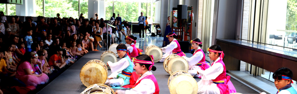 Promotional poster for the Korean Traditional Music and Dance Center of New York's 40th Anniversary Special Performance celebrating 40 years of Korean traditional music and dance.
