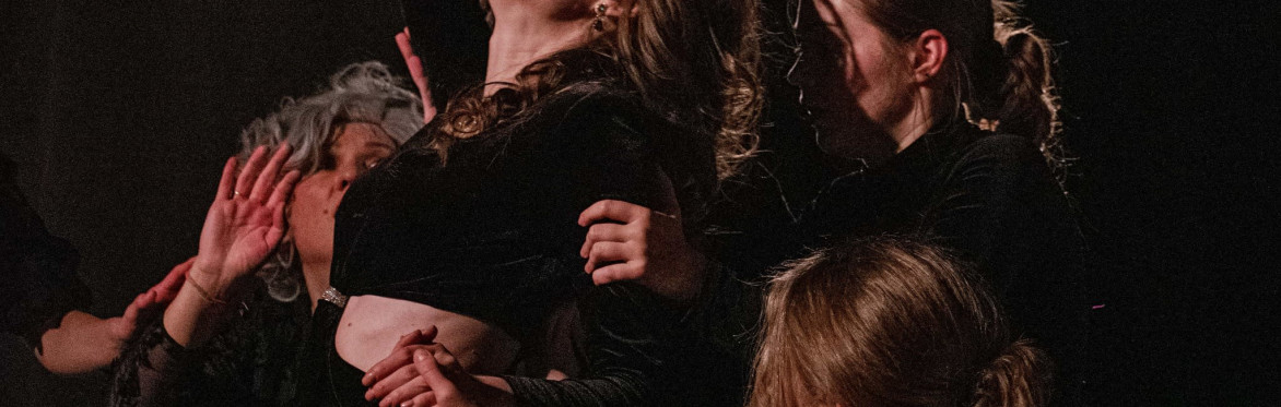 HER STAGE FESTIVAL: 8 W O M E N