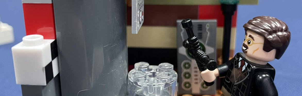 Build a LEGO® Habitat