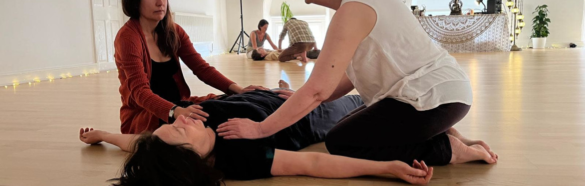 Embodied Presence: The Art of Attention - Somatic Movement into Contact Improvisation
