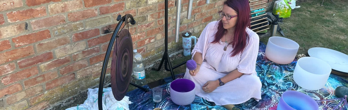 Floating Sound Bath Experience - Lots Bridge Farmhouse Pool, Three Holes, Upwell