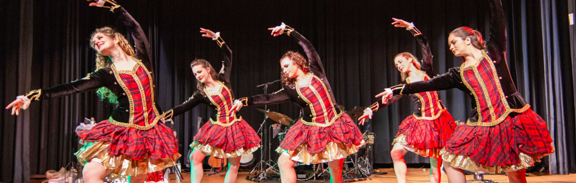 Highland Holidays in Morehead City, NC - SPONSOR PACKAGES ONLY