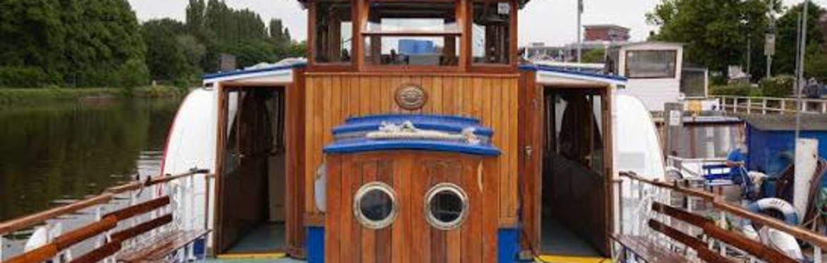 3-hour Boat Cruise + DJ ==> Kingston Towns End Pier
