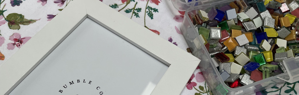 Mosaic Photos frame workshop.