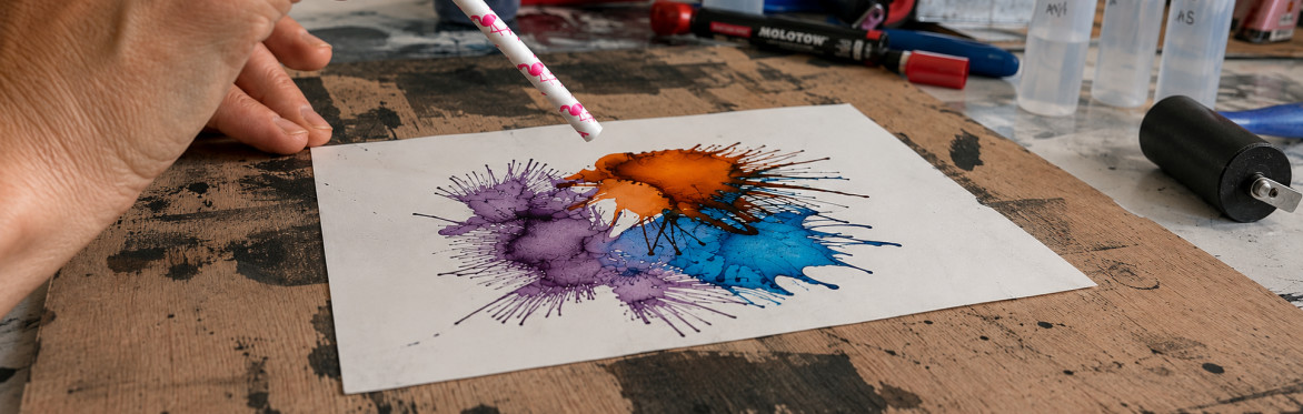 Flow & Form - Introduction to Alcohol Ink