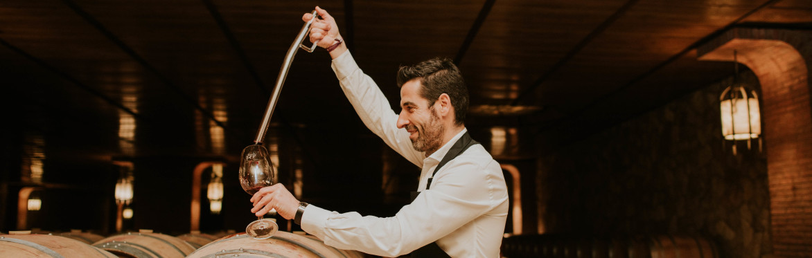 An Evening of Spanish Rioja Wine & Canapés at El Pirata Mayfair