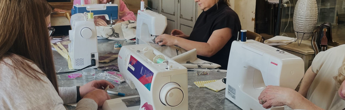 threading a needle on a sewing machine