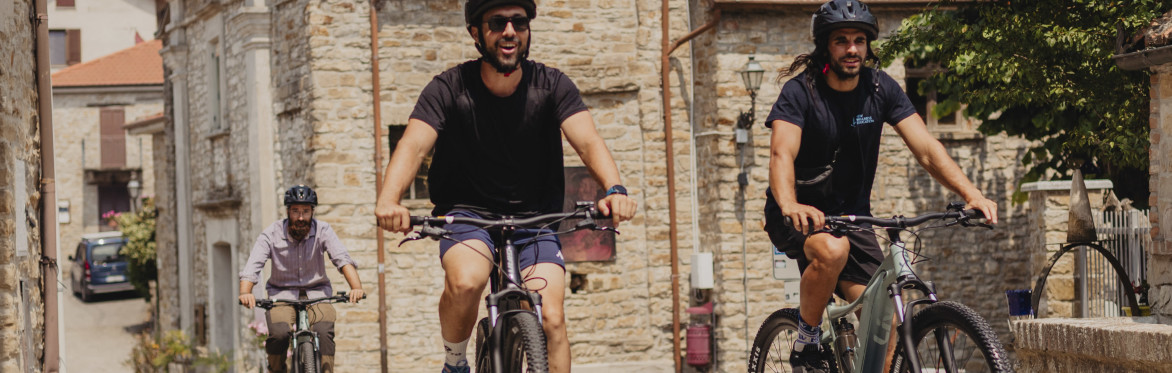Among Churches and Castles – Guided Cycling Tour