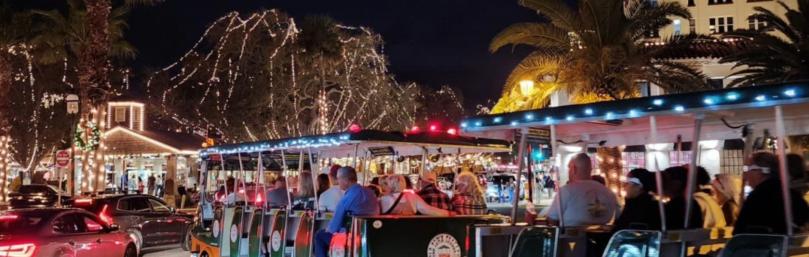PREMIUM Nights of Lights Trolley Tour! - St. Augustine - LUXURY Motor Coach! Free Prize Drawings! Hot Cider & Cookies!