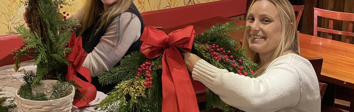 HOLIDAY WREATH WORKSHOP AT HARVEST THYME TAVERN