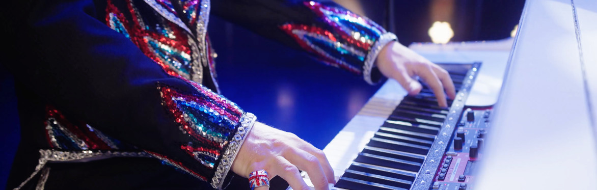 Step Into Elton: Elton John Tribute on Bournemouth Pier