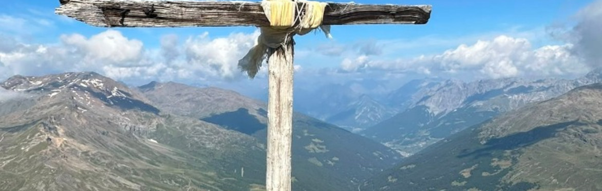 Steinbock Adventure - Punta Segnale e incisioni rupestri più alte d'Europa
