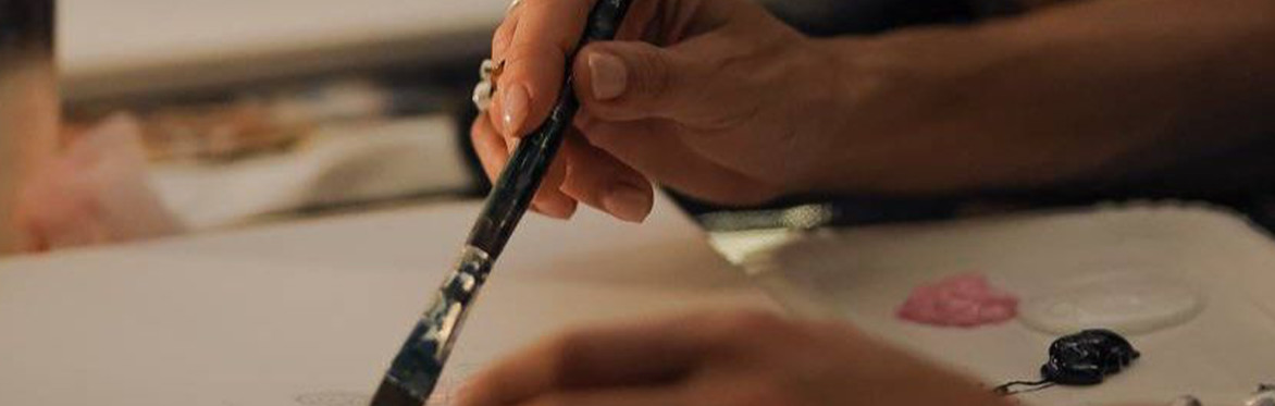 Paint & Sip @ The Dial House - Relaxed and social painting event
