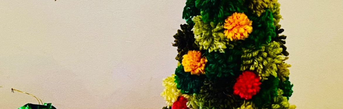 Crafternoon Tea - Pom Pom Christmas Tree 🎄