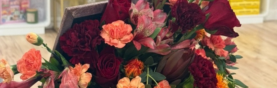 "Ghouls Night Out" Blooming Book Workshop