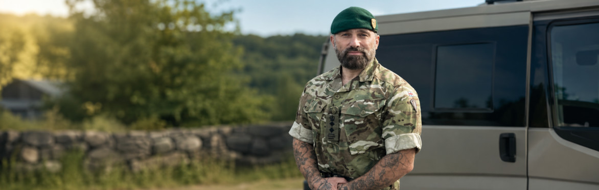 Ant Middleton Eyes