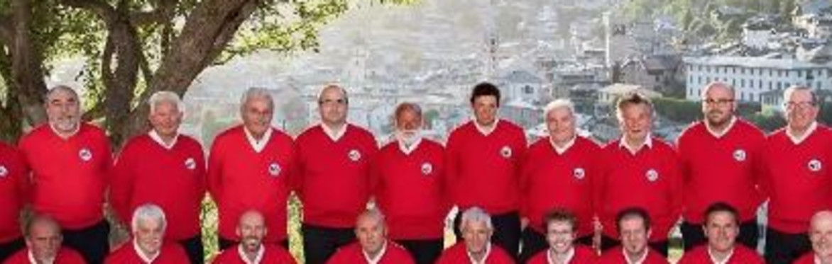 Esibizione del Coro La Bajona - Giardino Palazzo De Simoni
