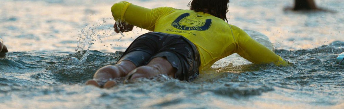 Pura Vibra Surf School Class in Jaco